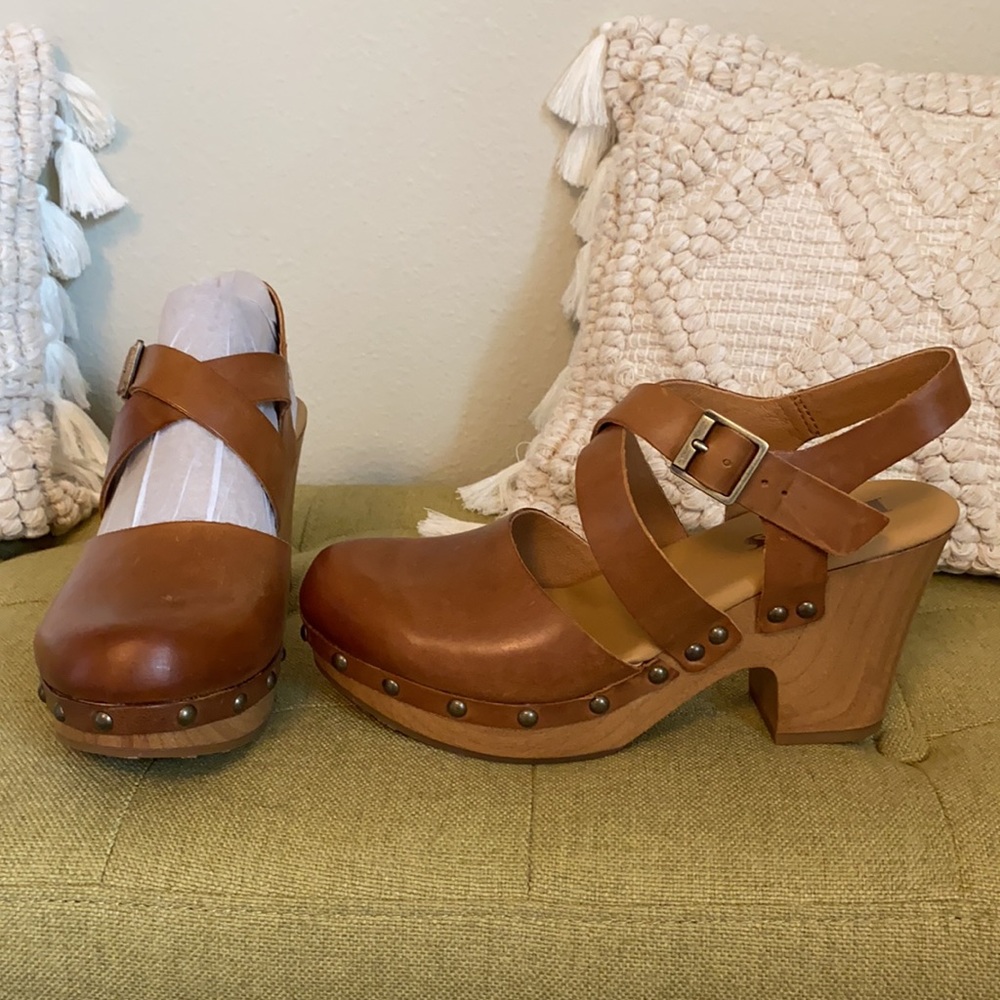 Women’s Korks Clogs Size 7